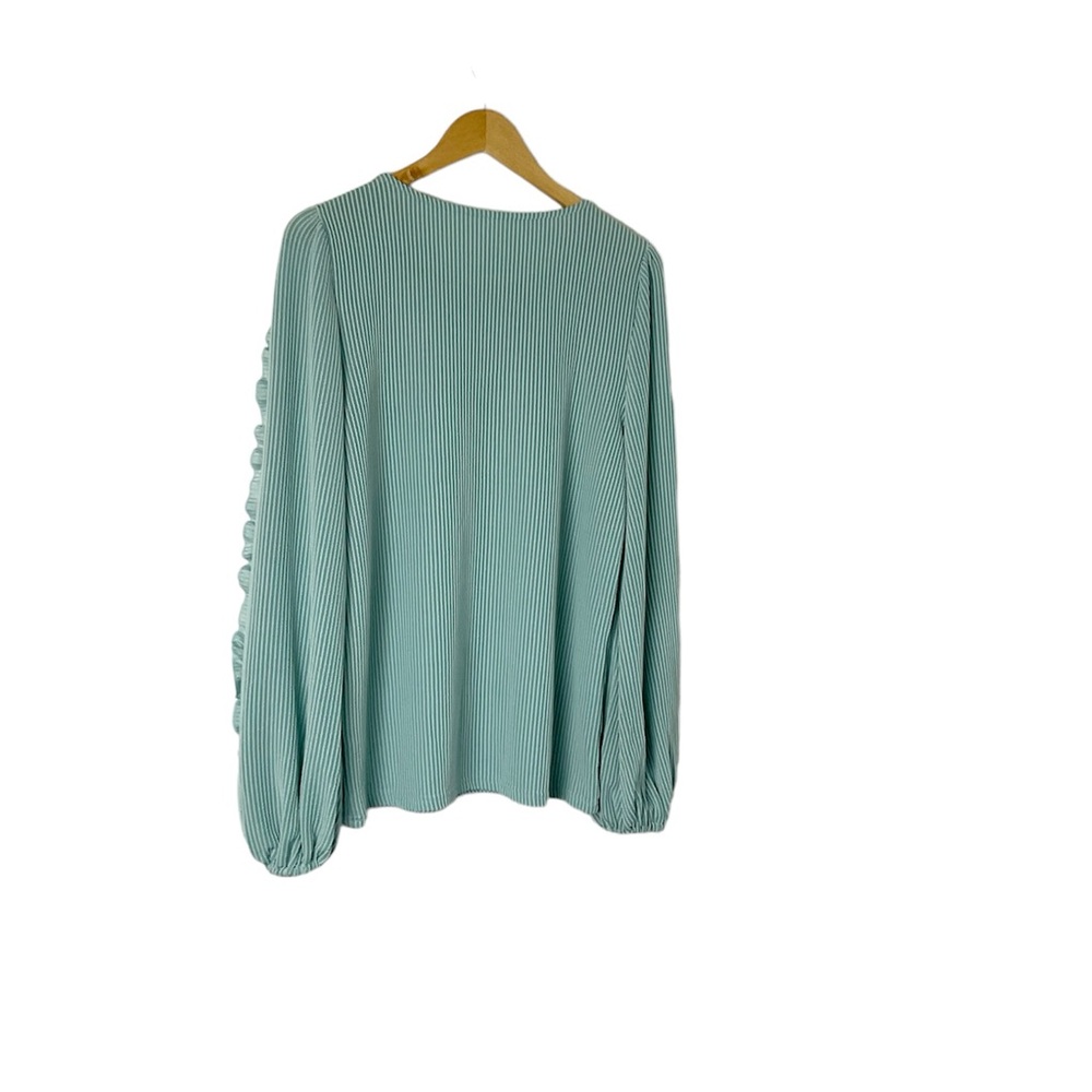 Boutique Pullover Balloon Sleeve Top Size Small Mint Green - Picture 3 of 5